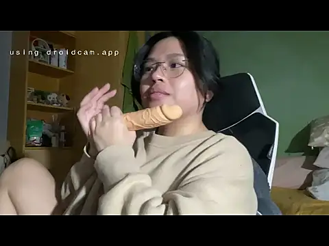 AshiWashi13 online show from April 17, 2:09 pm