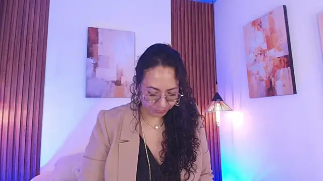 Velvet Curly online show from May 11, 12:28 pm