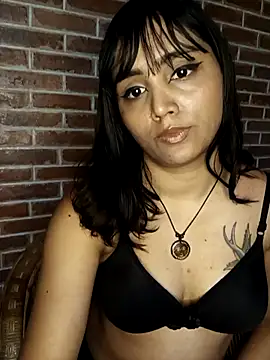 jellyyynspicyyy online show from May 5, 8:01 pm