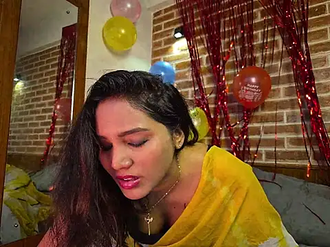 jellyyynspicyyy online show from July 5, 5:42 pm