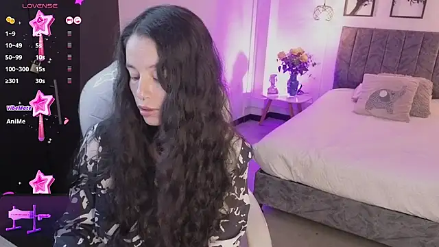 Snapshot of Samantha_bloww1 chatting on June 18, 2:54 am Samantha bloww1 online show from June 18, 2:54 am