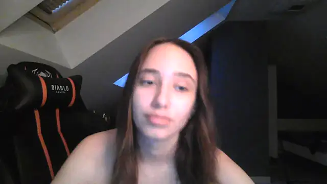 Snapshot of DarkMirel chatting on July 1, 7:03 pm DarkMirel online show from July 1, 7:03 pm