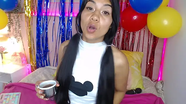 Snapshot of Shamel_Brm chatting on June 25, 12:10 pm Shamel Brm online show from June 25, 12:10 pm