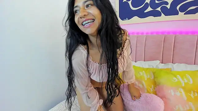 Snapshot of Shamel_Brm chatting on July 21, 11:33 am Shamel Brm online show from July 21, 11:33 am