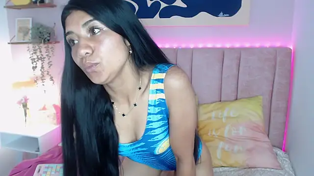 Snapshot of Shamel_Brm chatting on June 17, 12:15 pm Shamel Brm online show from June 17, 12:15 pm