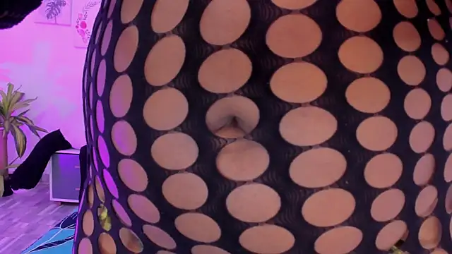 HilarySolis2 online show from April 16, 7:47 pm