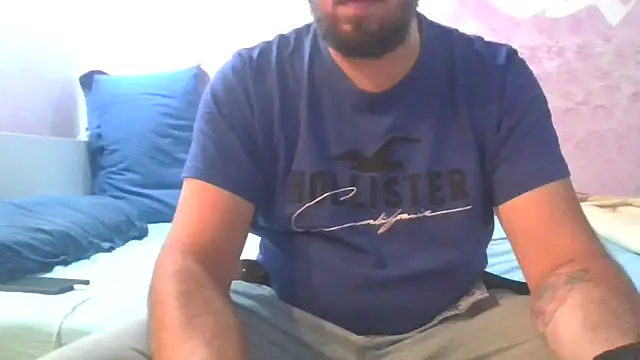 stefanotoma91 online show from April 15, 2:54 pm