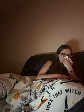 Snapshot of prettykitttty chatting on April 22, 5:58 am prettykitttty online show from April 22, 5:58 am