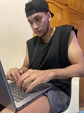 Letoll online show from April 18, 5:32 am