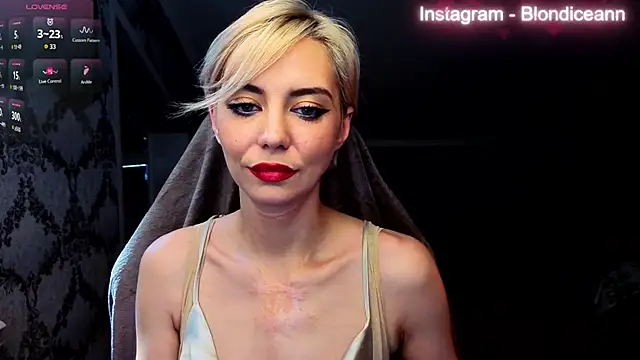 blonde ice ann online show from June 6, 3:01 am