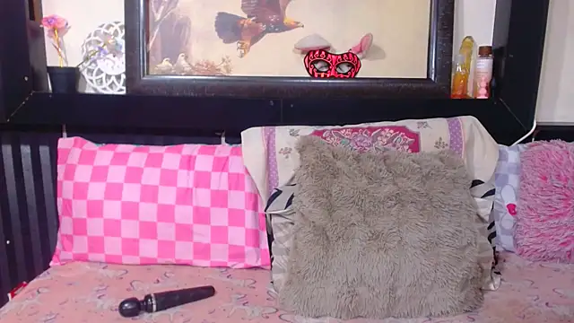 Snapshot of YoungBarbiexx chatting on July 12, 9:59 pm YoungBarbiexx online show from July 12, 9:59 pm
