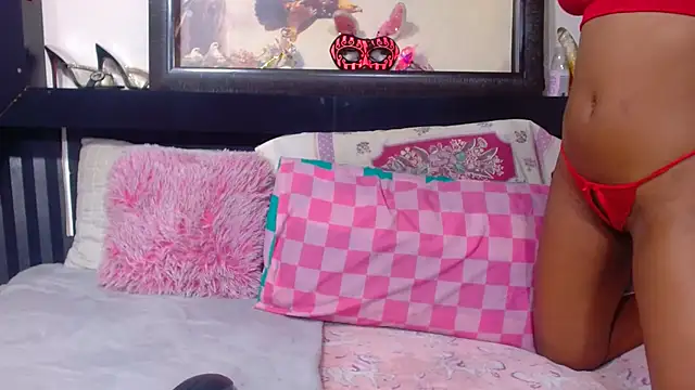 Snapshot of YoungBarbiexx chatting on June 24, 8:50 pm YoungBarbiexx online show from June 24, 8:50 pm
