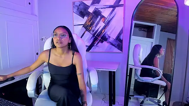 miel ambar online show from May 6, 1:48 pm