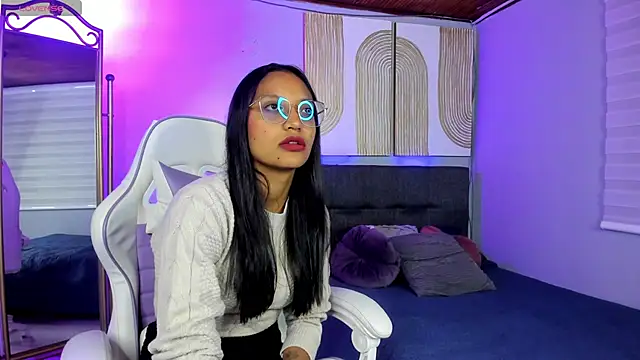 miel ambar online show from May 20, 1:41 pm