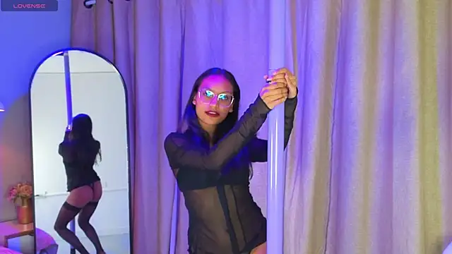 miel ambar online show from May 21, 1:52 pm