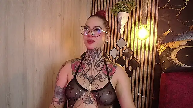 Atenea Red online show from July 4, 11:42 pm
