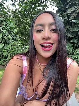Snapshot of JuliettaGmz chatting on August 3, 3:18 pm JuliettaGmz online show from August 3, 3:18 pm