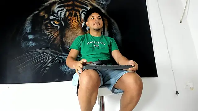 Michael fox06 online show from April 14, 10:48 pm