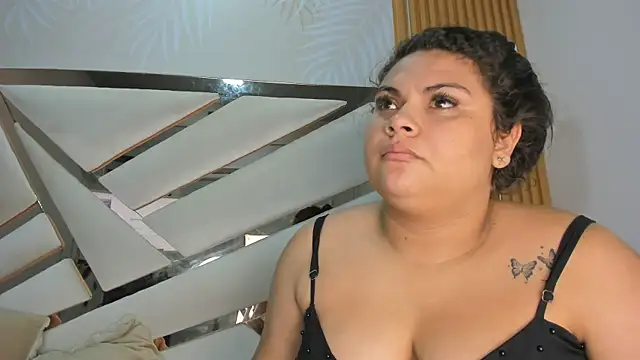 Snapshot of Eimy_Curvy chatting on May 13, 5:14 am Eimy Curvy online show from May 13, 5:14 am