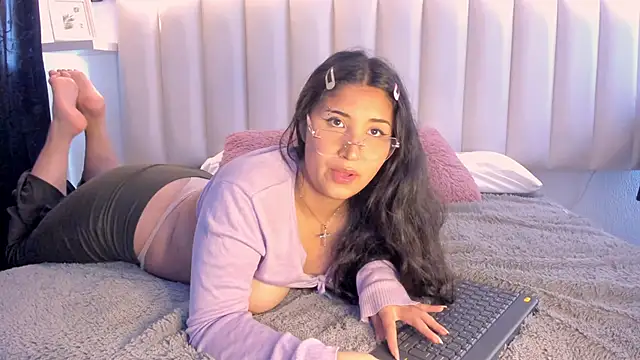 liarossi online show from April 17, 6:22 pm