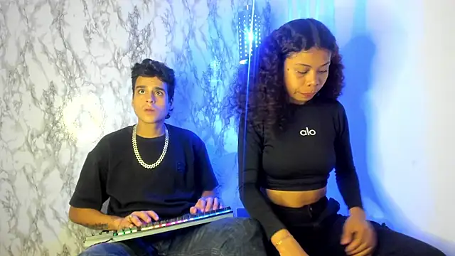 Kratos Kuromiix online show from April 15, 5:46 am