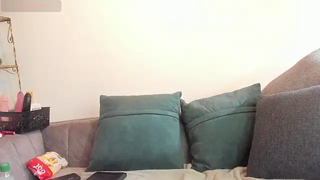 Anyelina milf online show from April 18, 7:40 pm
