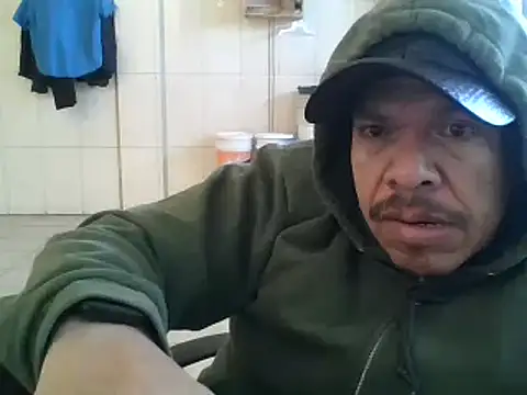 Snapshot of Oskr2024XXX chatting on February 2, 3:28 pm Oskr2024XXX online show from February 2, 3:28 pm