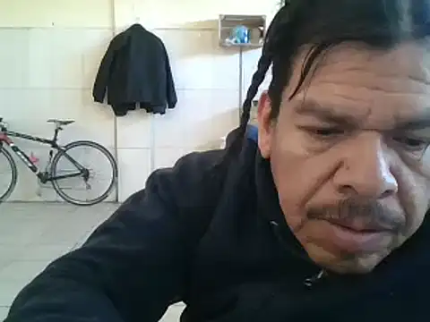 Snapshot of Oskr2024XXX chatting on March 12, 8:31 pm Oskr2024XXX online show from March 12, 8:31 pm