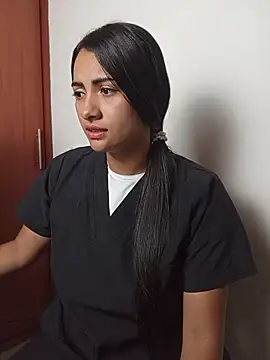 DaniellaGiraldo online show from May 13, 2:02 pm