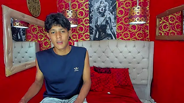 straightyoungpein online show from April 18, 4:26 am