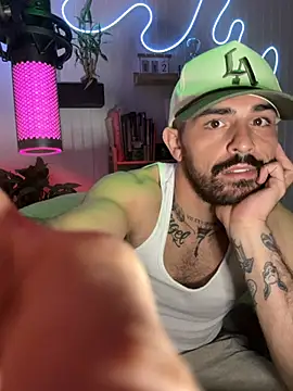 NickyThix online show from April 14, 4:06 am