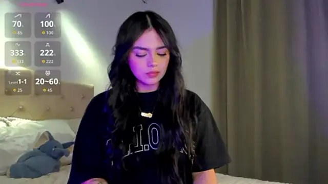 holly444  online show from May 24, 4:23 am
