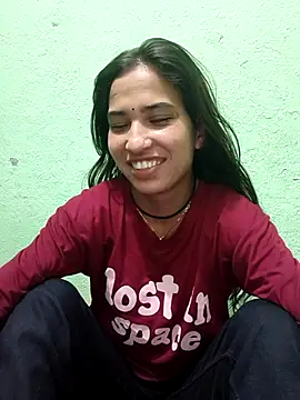 Priya7579 online show from April 21, 4:13 pm