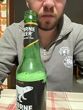 sKizzo69  online show from April 17, 8:55 pm