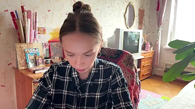 AdriannaBill online show from July 3, 3:07 pm