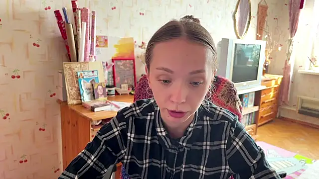 AdriannaBill online show from July 10, 3:12 pm