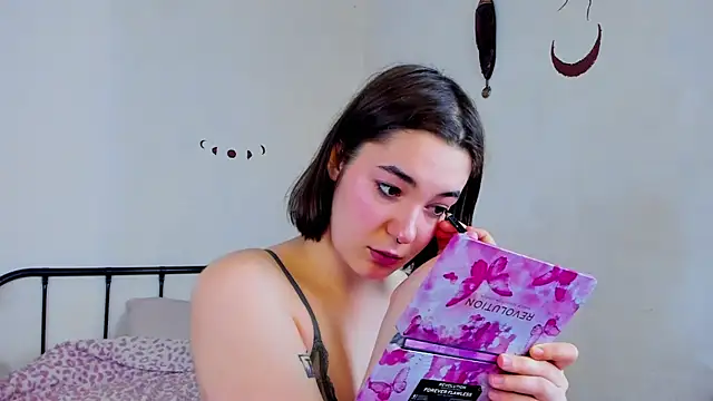 LiyaFly online show from May 18, 5:45 am