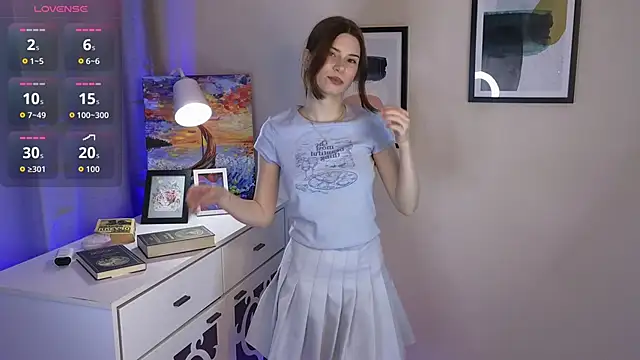 Umia Bordered online show from May 28, 6:14 pm