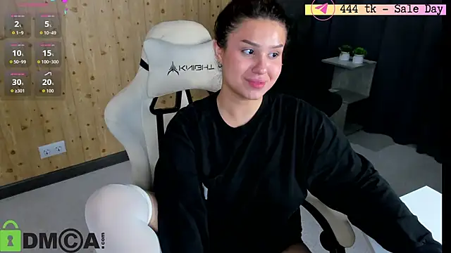 Snapshot of nicolewoss chatting on June 20, 4:50 am nicolewoss online show from June 20, 4:50 am