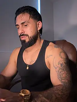 Ryan Black3 online show from April 17, 8:55 pm