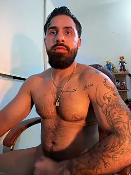 Snapshot of Ryan_Black3 chatting on July 16, 12:07 am Ryan Black3 online show from July 16, 12:07 am