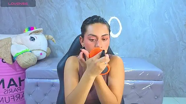 grecia soler a online show from May 28, 12:44 pm