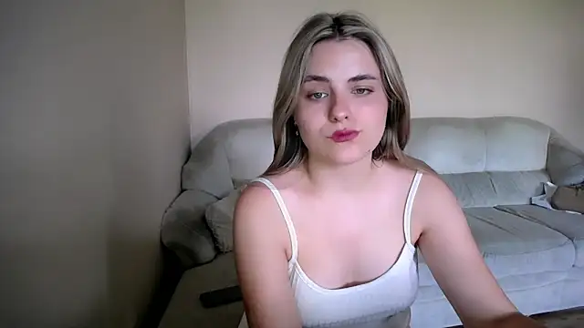 Snapshot of _shy_sabrina__ chatting on June 19, 12:55 pm shy sabrina online show from June 19, 12:55 pm
