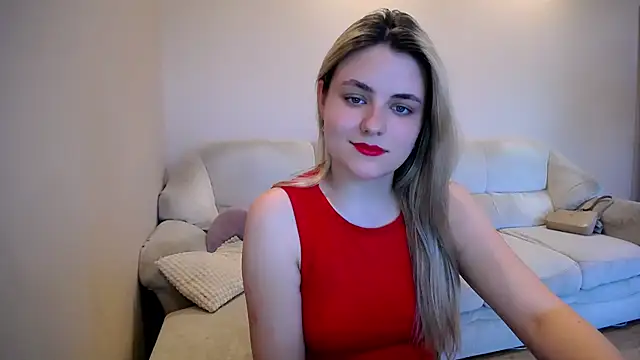 Snapshot of _shy_sabrina__ chatting on June 4, 2:44 pm shy sabrina online show from June 4, 2:44 pm