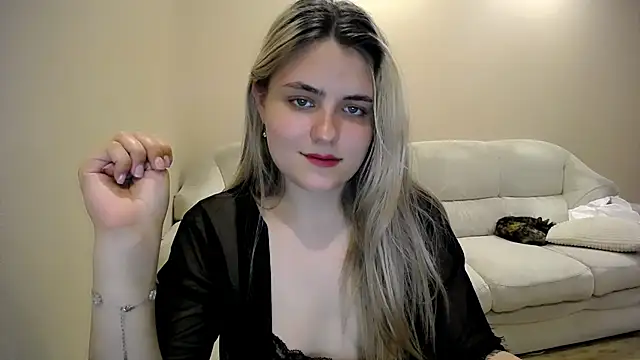 Snapshot of _shy_sabrina__ chatting on June 12, 9:12 pm shy sabrina online show from June 12, 9:12 pm