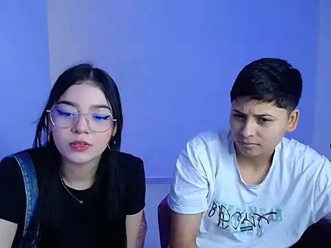 girlssextwo online show from April 16, 1:45 pm