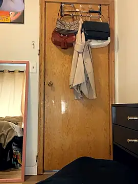 aurora rayx online show from May 10, 9:16 pm