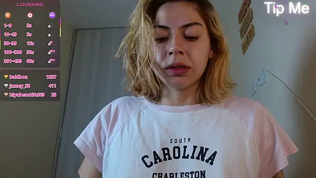 Snapshot of aprildumont chatting on July 2, 10:43 am aprildumont online show from July 2, 10:43 am