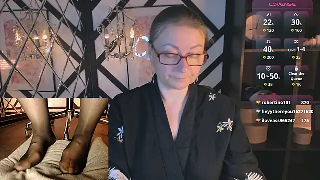 Alexandra Kind online show from May 16, 2:10 am