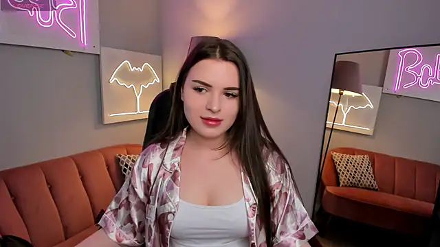 AliceLiador  online show from May 3, 2:31 pm